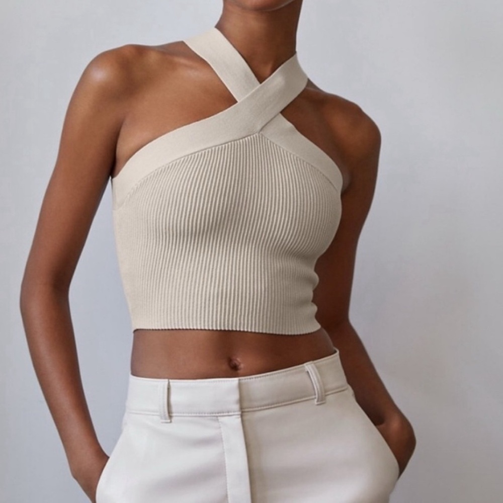 Babaton Aritzia Sculpt Knit Criss Cross Cropped Tank Matte Pearl- Size Medium